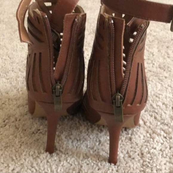 Chelsea And ZOE BOOTIE SANDAL - Picture 2 of 6